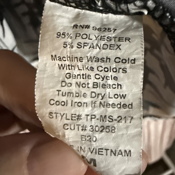 "Perseption Concept Women's Medium Wrap Blouse – Black White Abstract Print - Picture 3 of 9